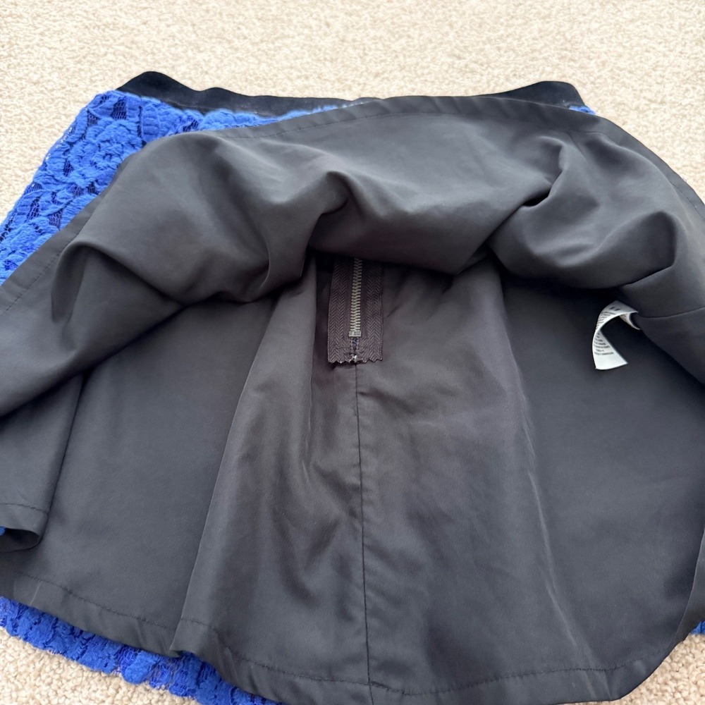 Aeropostale Skater Skirt Womens Medium Blue Floral Lace Velvet‎ Waistband Zipper - Picture 9 of 9
